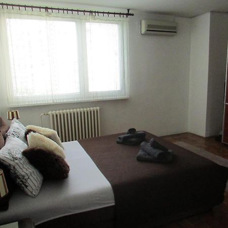 Apartman Family ซาราเยโว ภายนอก รูปภาพ